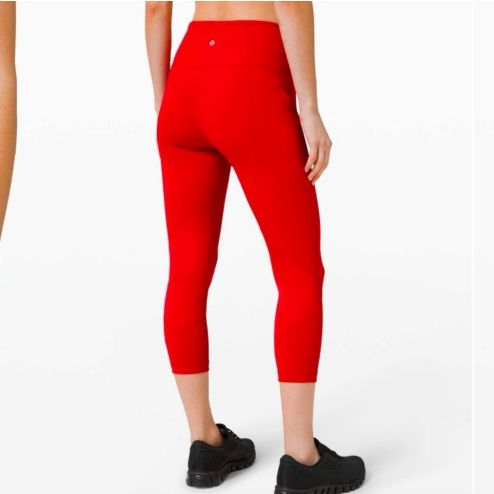 lululemon Pace rival Crop
